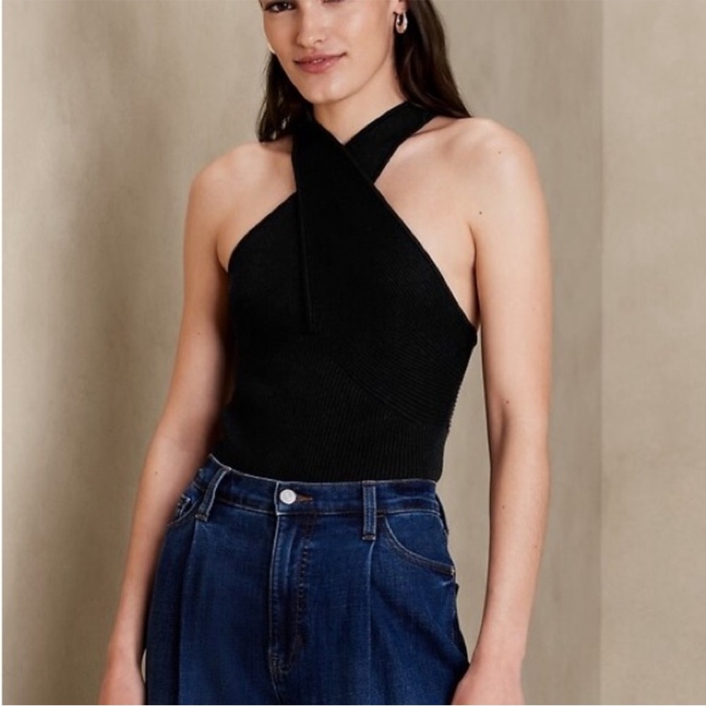 Banana Republic Cross Front Knit Black Halter/Tank Top sz L EUC